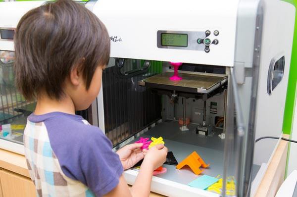 3d打印技術(shù)前景好 連東京小學(xué)生都開始上3D打印教育培訓(xùn)課程了