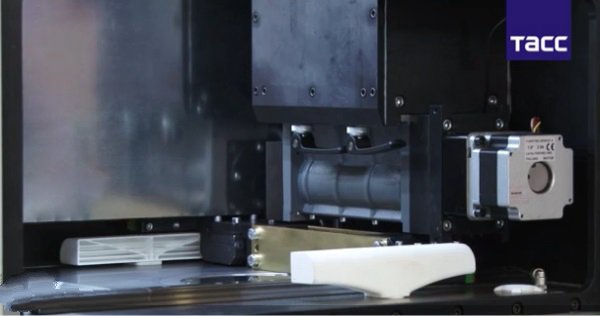 俄羅斯首款國產(chǎn)金屬3D打印系統(tǒng)亮相國際工業(yè)貿(mào)易展 俄羅斯首款國產(chǎn)金屬3D打印系統(tǒng)亮相國際工業(yè)貿(mào)易展