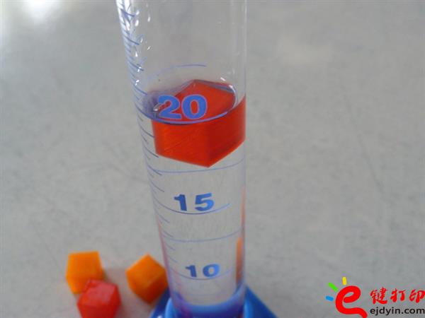 3D打印密度和浮力實驗,3d打印培訓(xùn)課程方案作品展 中小學(xué)生超愛3D打印小作品成功案例展示