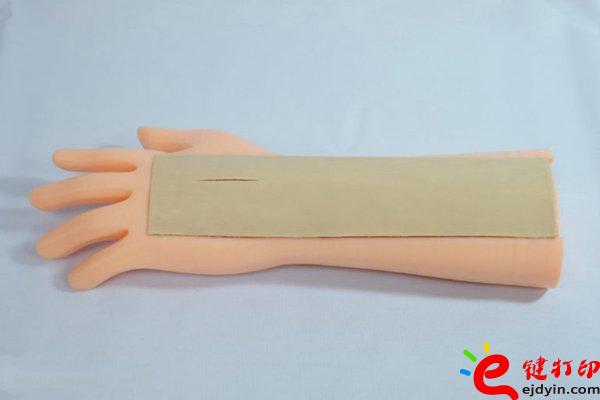 醫(yī)療設備器械3d打印模型應用案例 3D打印仿真手臂輔助傷口縫合練習操作 醫(yī)療設備器械3d打印模型應用案例 3D打印仿真手臂輔助傷口縫合練習操作